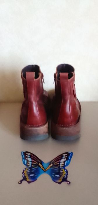 Деми-ботиночки Clarks. Made in Germany. НАТУРАЛЬНАЯ КОЖА. 36р (23 см).