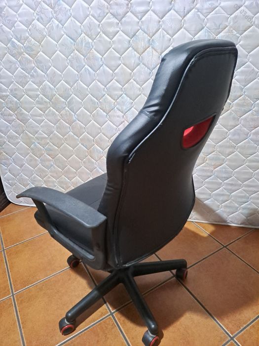 MT Cadeira Gaming Junior
