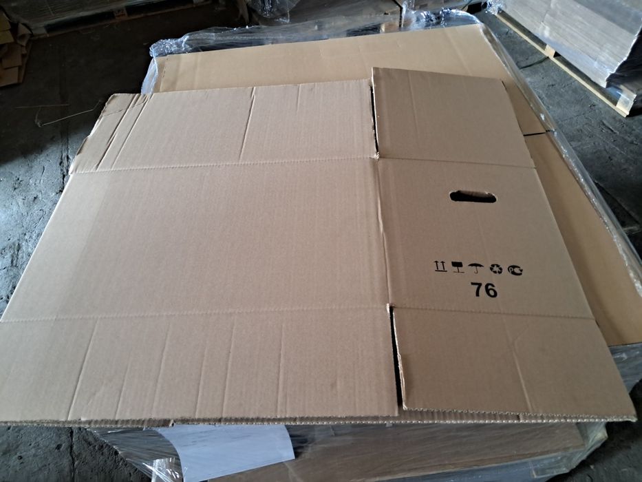 Pudełko 650x320x340 fala BC 700G. 3zł szt