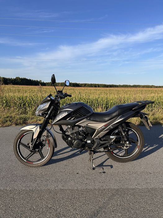 Мотоцикел Lifan 150 2e