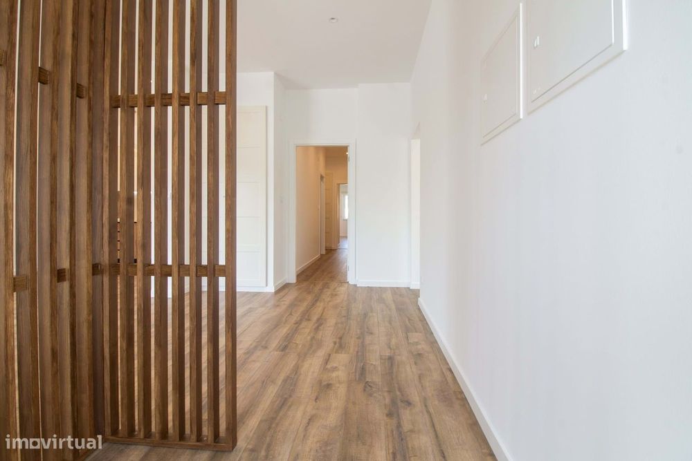 T3 Moderno com Estacionamento | Remodelado com Estilo na Venda do Pinh