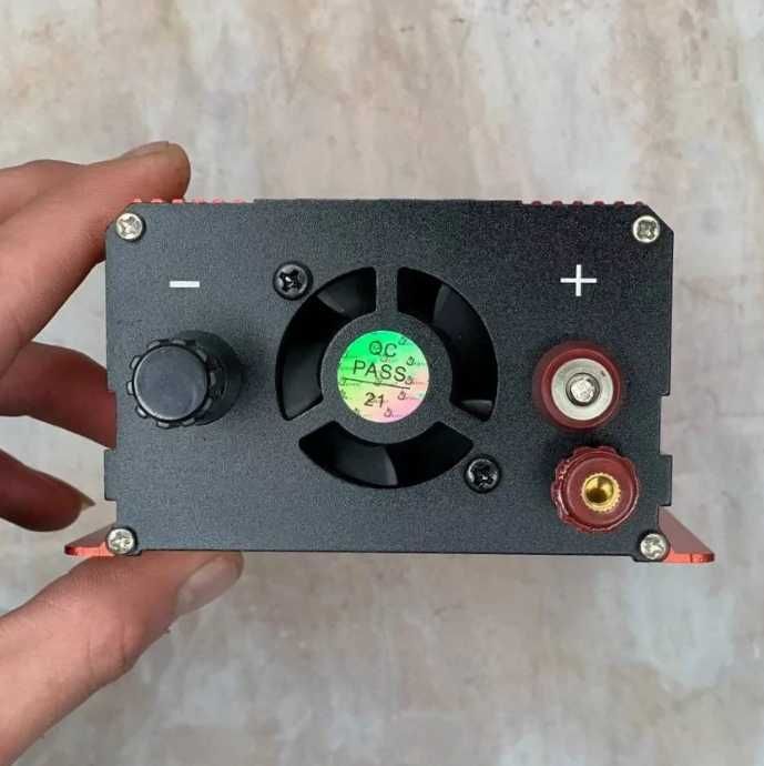 Перетворювач (інвертор) 12V-220 V 1500ват преобразователь - инвертор