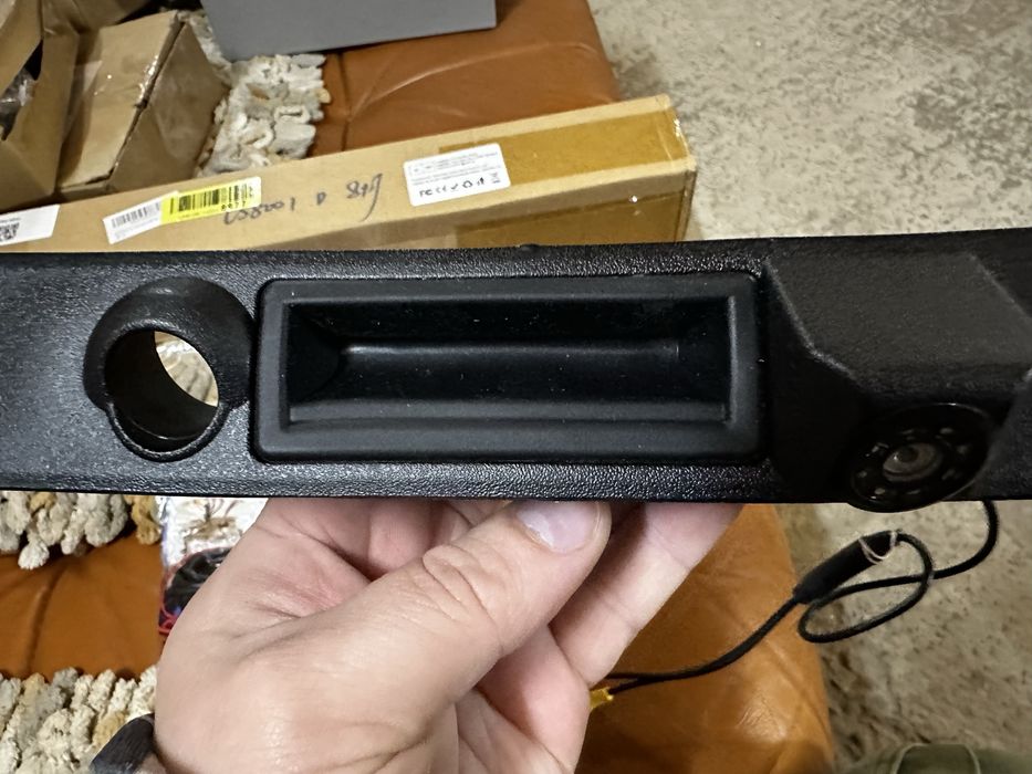 Камера заднього огляду штатна Audi A3 A4 A6 B6 B7 S3 S6 A8 S8 A5