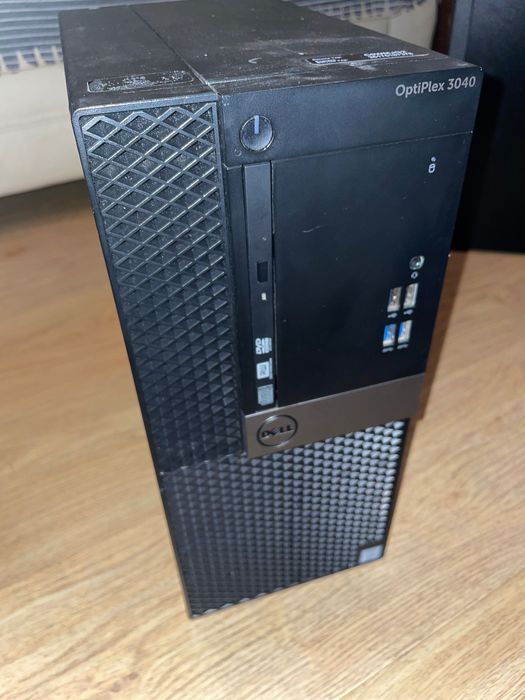 Optiplex 3040 i5-6500 8GB HDD 500GB+windows