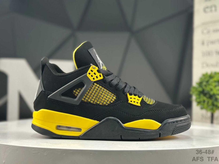 "Buty Trampki" Jordan 4_Retro Thunder _R.41
