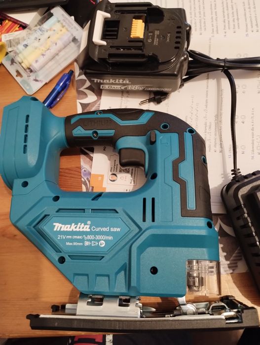 Wyrzynarka akumulatorowa Makita