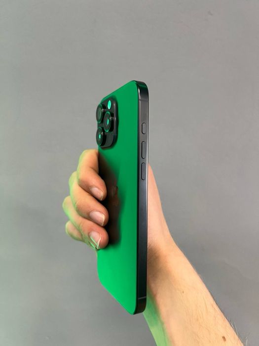 iPhone 15 Pro Max 256Gb Black Titanium Neverlock від Магазину