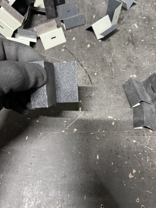 Клямер для фальцевої покрівлі