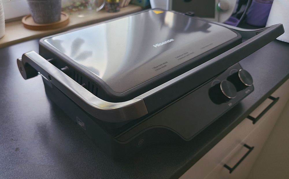 Grill elektryczny HISENSE HCG2000XXL