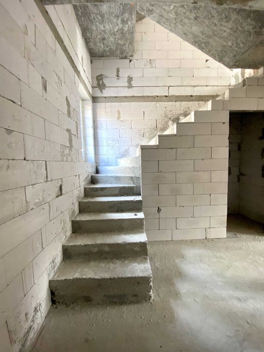 Таунхаус з газом та міськими комунікаціями, ділянка 1.5 сотки