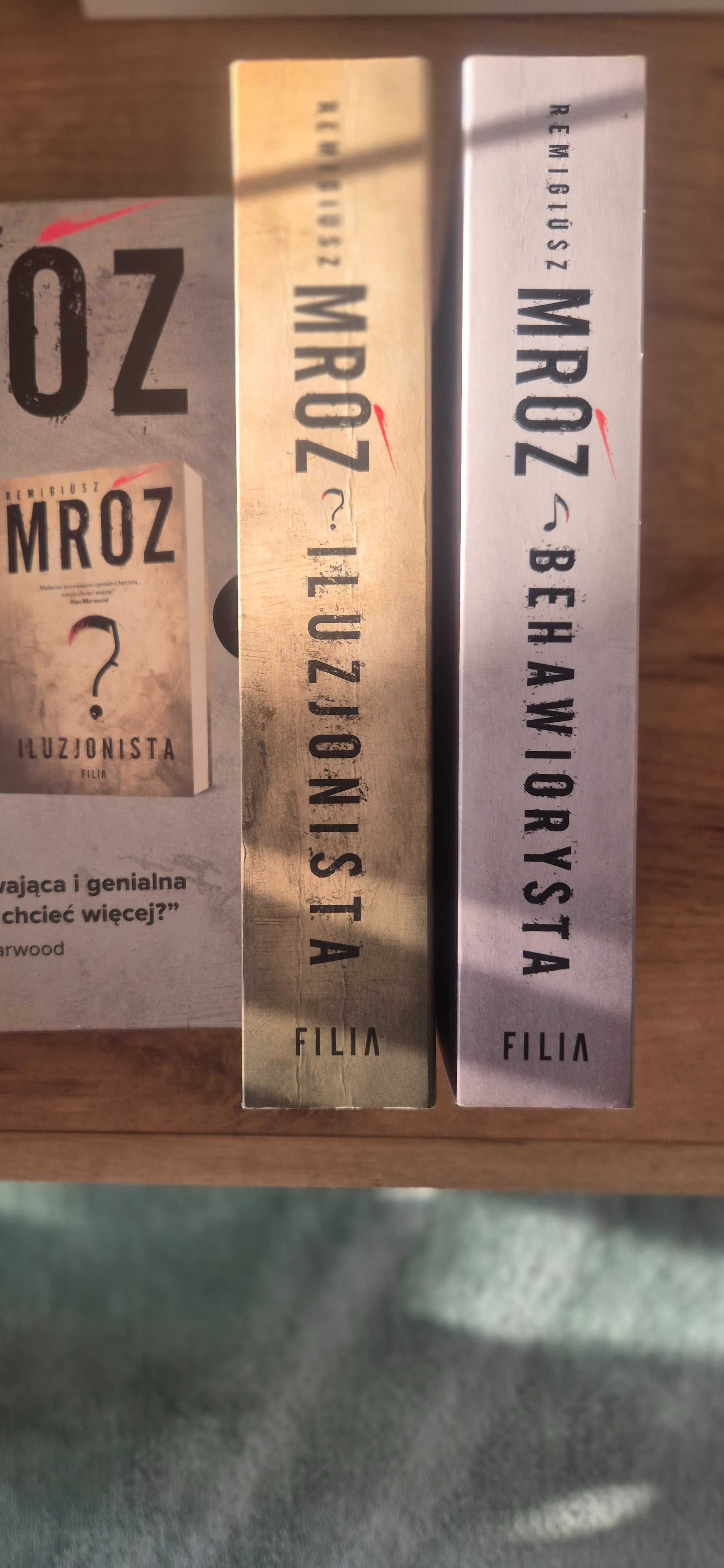 Behawiorysta, Iluzjonista - Remigiusz Mróz