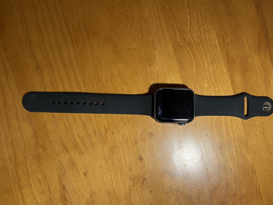 Apple Watch Series 5 44mm GPS