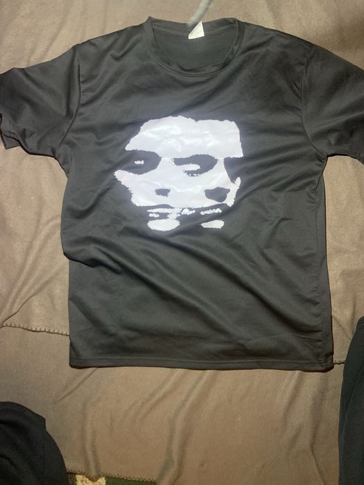 Продам нн тишку opuym,sk8,y2k