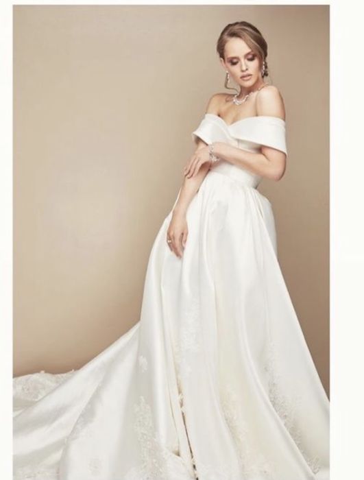 Королівська весільна сукня Milla Nova Virginia