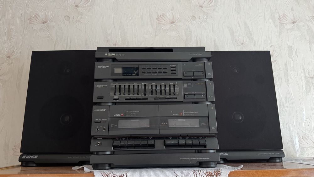 Wieża z gramofonem TENSAI COMPO-90P i dwa glośniki