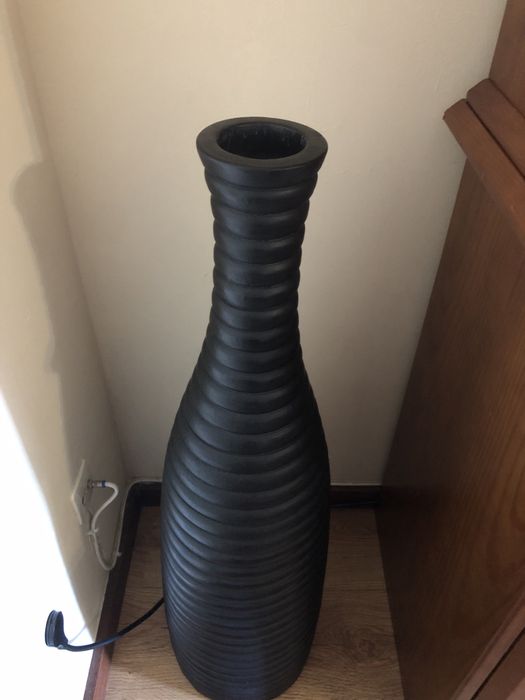 Vaso decorativo com 80 cm de altura