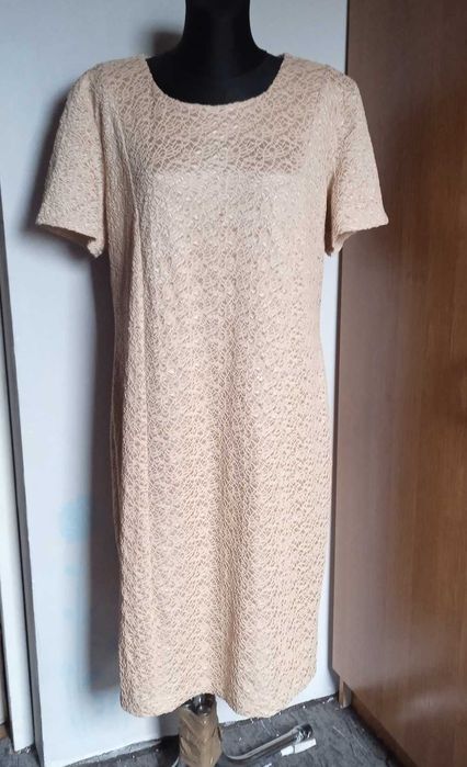 Wizytowa sukienka ciemny beż r. 50