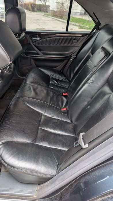 Mercedes Benz w210 e320