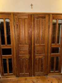 Drewniane drzwi z szyba