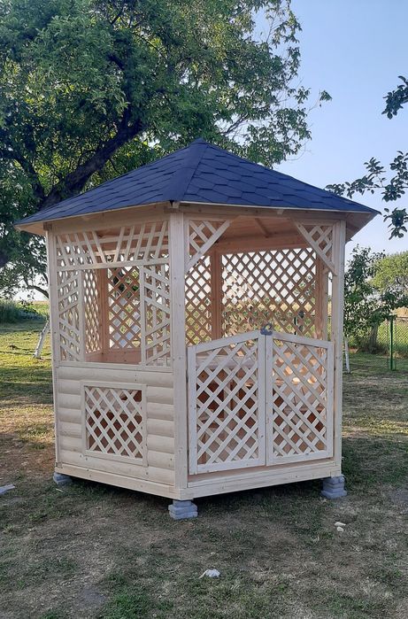 Альтанки (Беседки). Ідеальний варіант для подарунку