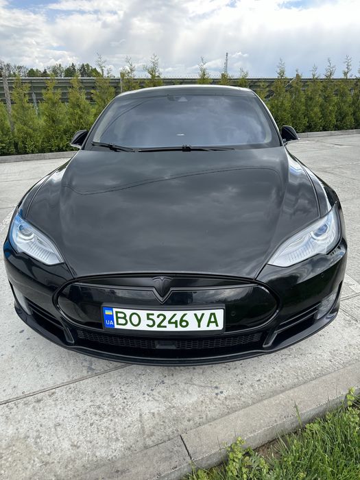 Tesla S 70D 2016 Європа