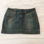 Minissaia da Bershka 34