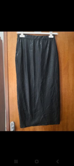 Saia justa com racha