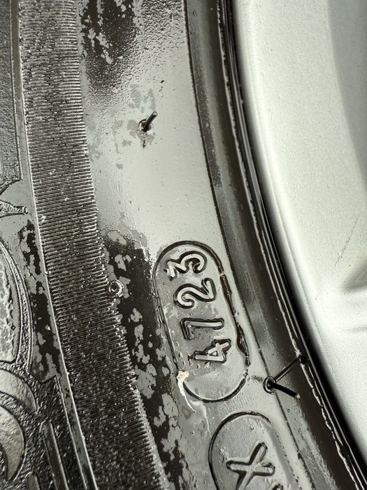 Volvo xc40 V60 xc60 alufelgi 18 kola opony 235/60 r18 Michelin