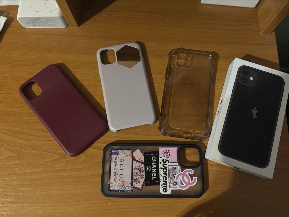 Продам iphone 11/64gb