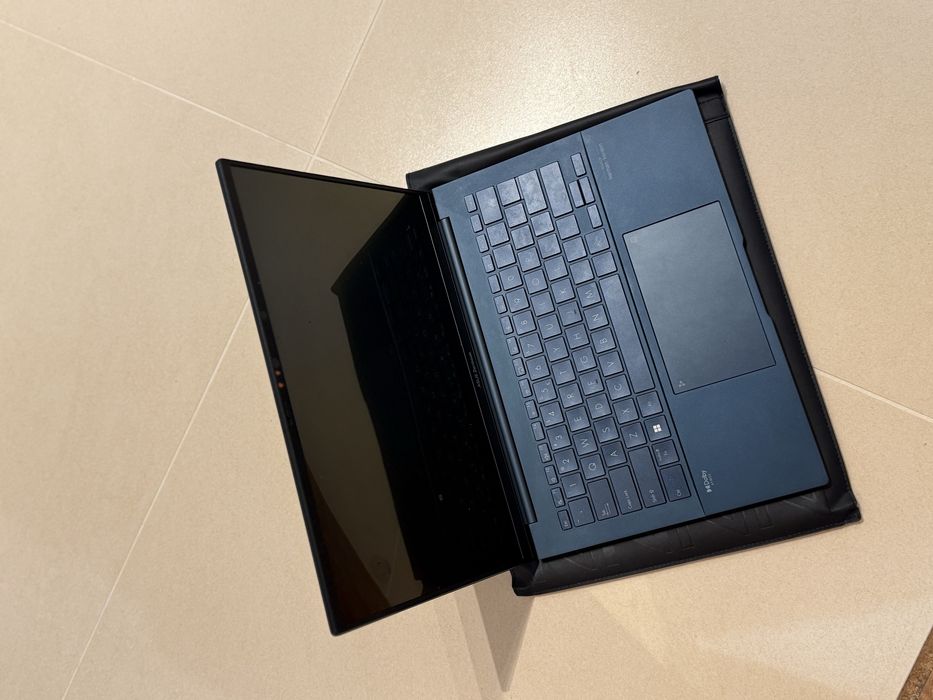 ASUS ZenBook 14 UX3405M