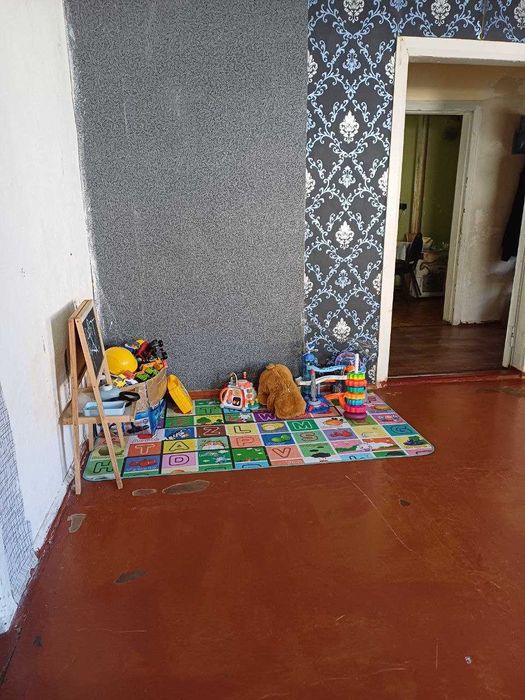 Продам 3-х кімнатний будинок в Краснокутську, 15 хвилин  від центру.