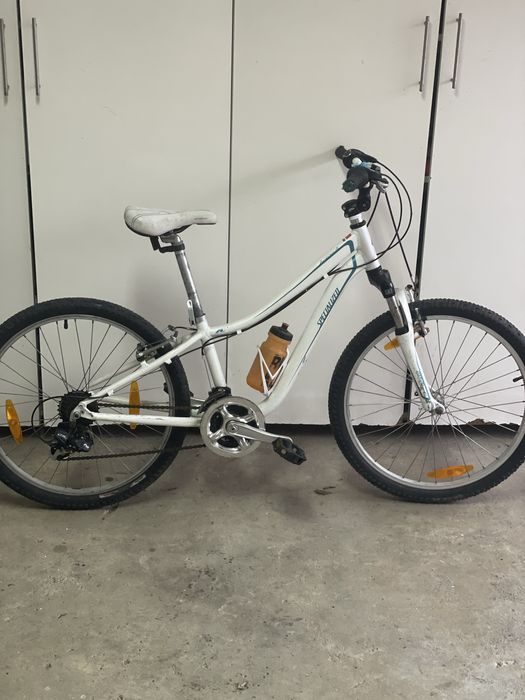 Bicicleta jovem Specialized