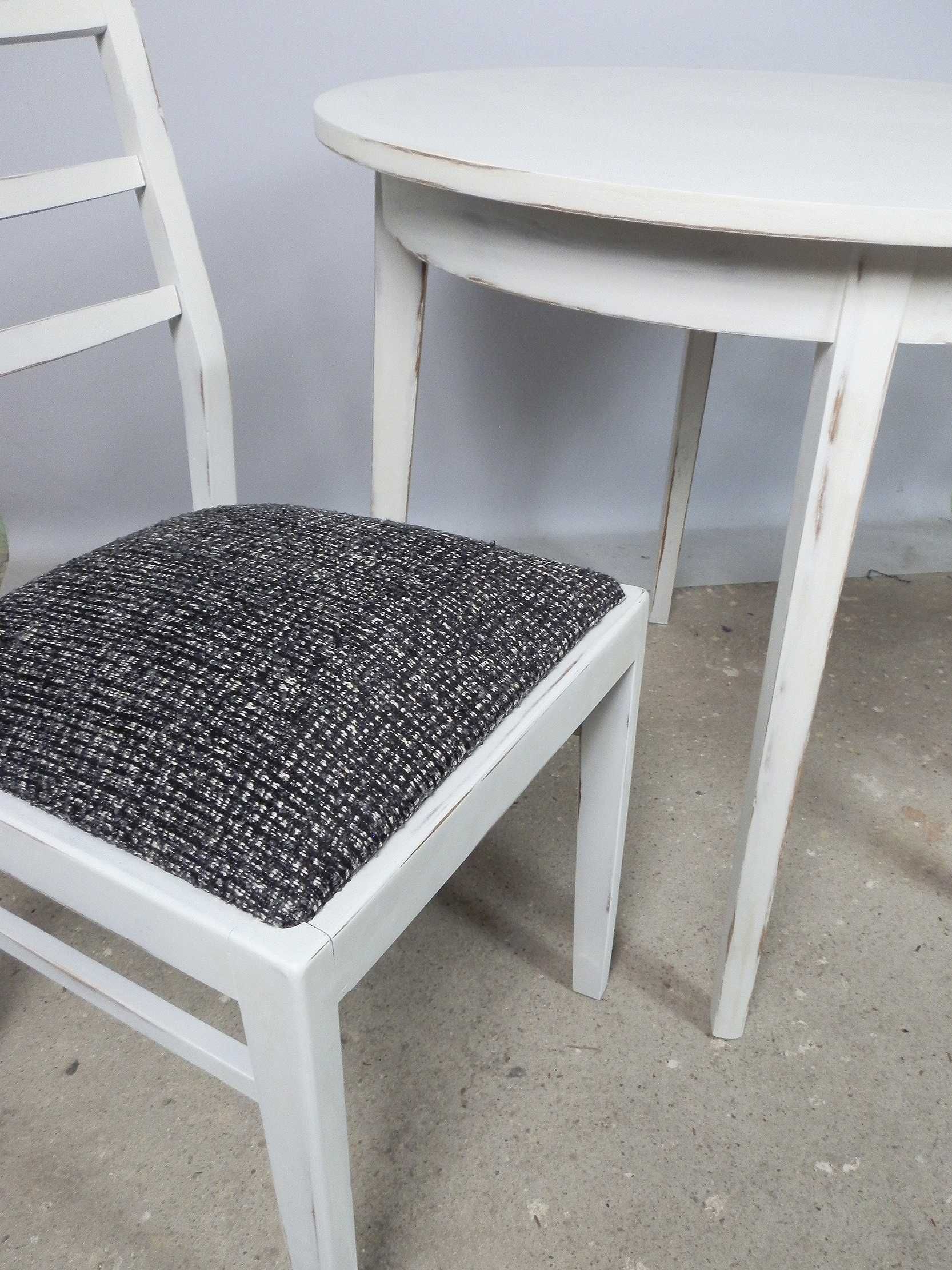 Okrągły stół + 2 krzesła - zestaw  vintage po renowacji