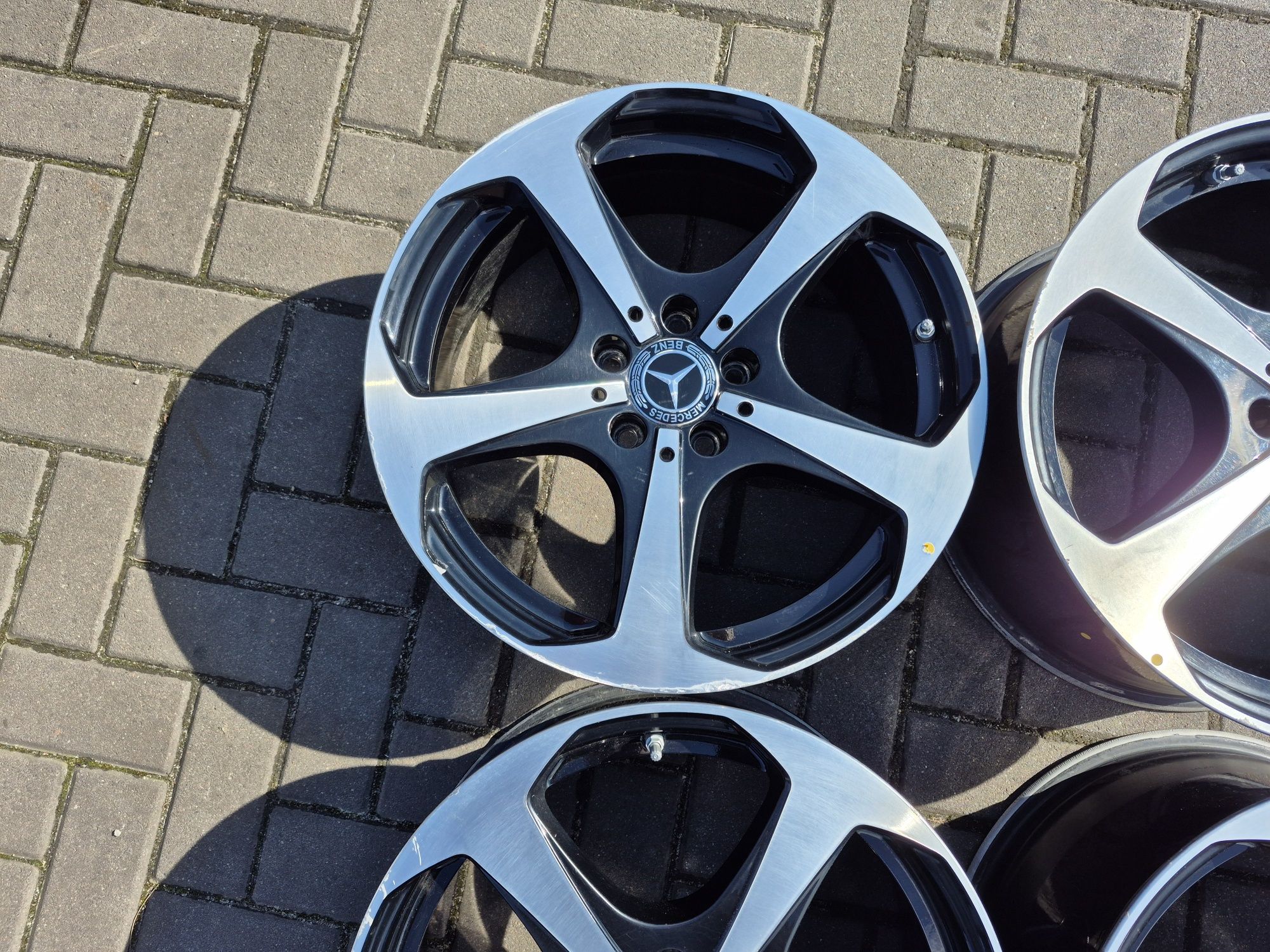 Felgi Alu z Czujniki Oryg MERCEDES 2xSzerokość 5x112  18 Cal 7.5J 8.5J