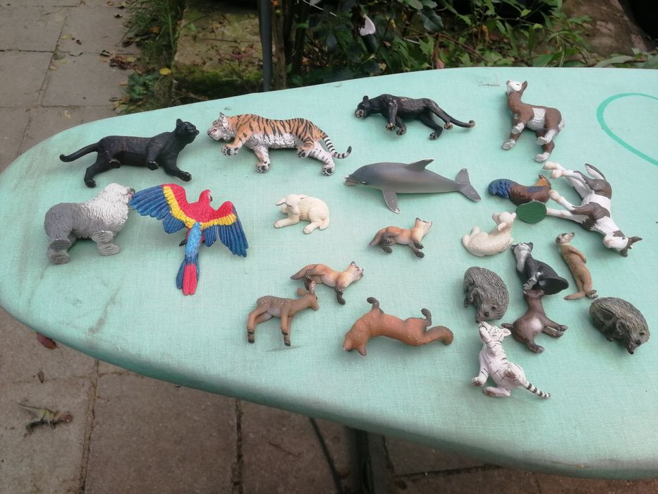 Figurki zwierząt schleich wysyłka