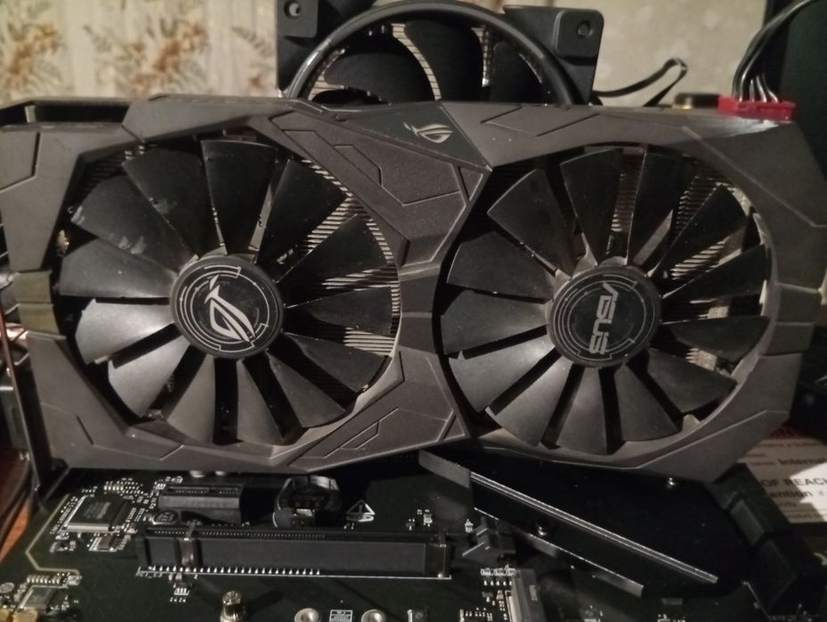 Asus rog strix RX570 4gb