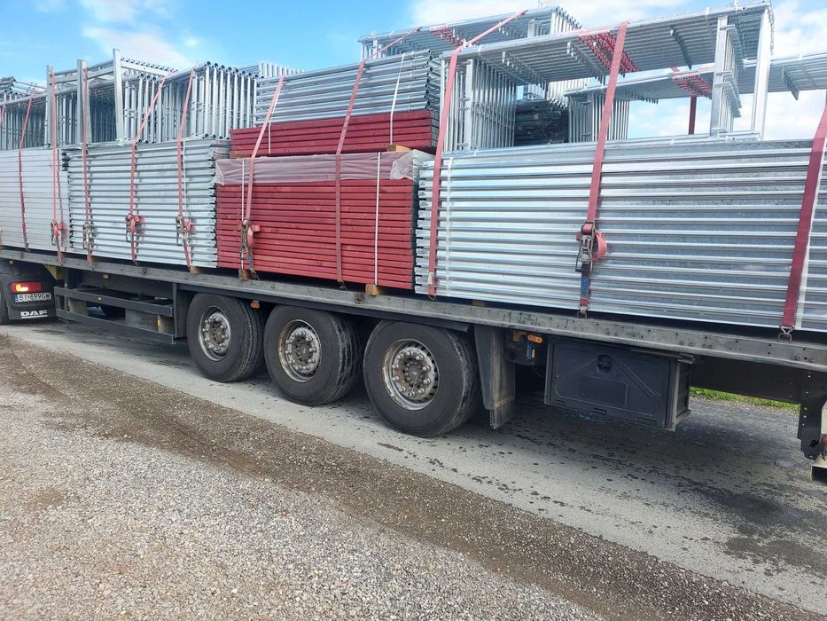 Rusztowanie elewacyjne typ Plettac. Możliwość transportu