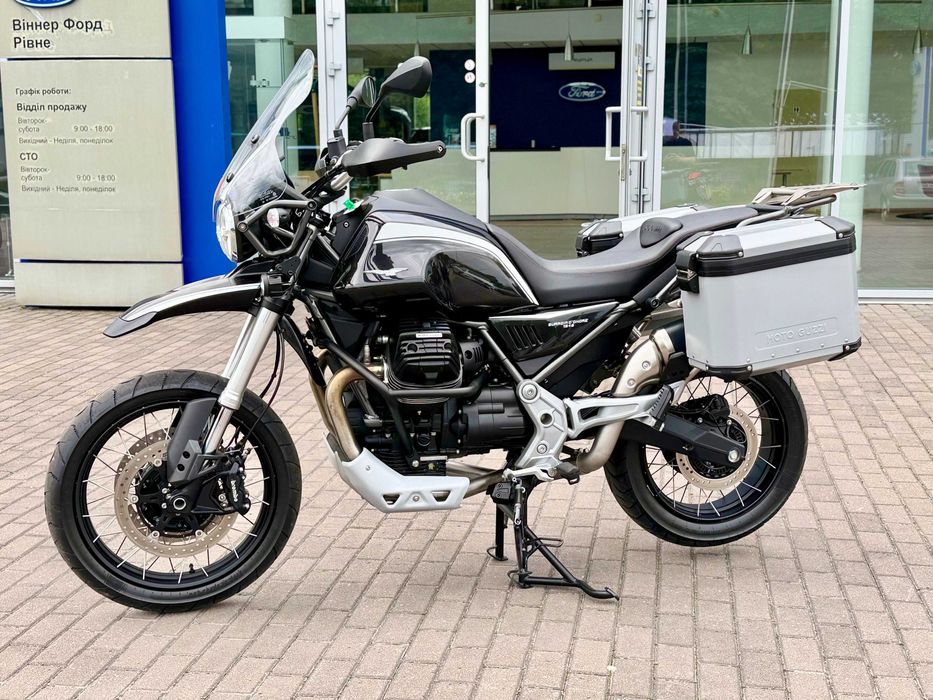 Moto Guzzi V85TT 2023 - Мотосалон.