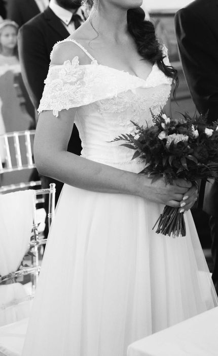 Suknia ślubna hiszpanka koronki glamour