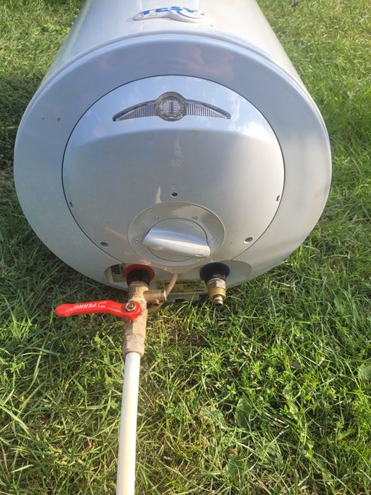 Podgrzewacz wody Tesy 50l