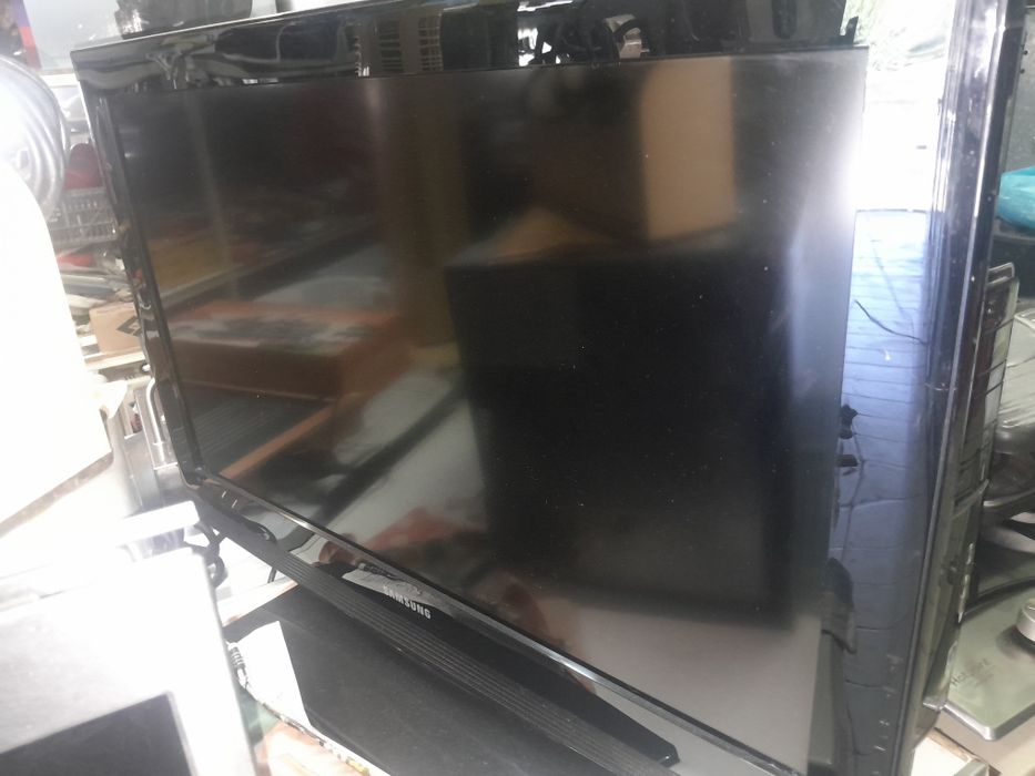 Plasma Samsung ( medio) c/ garantia 170€