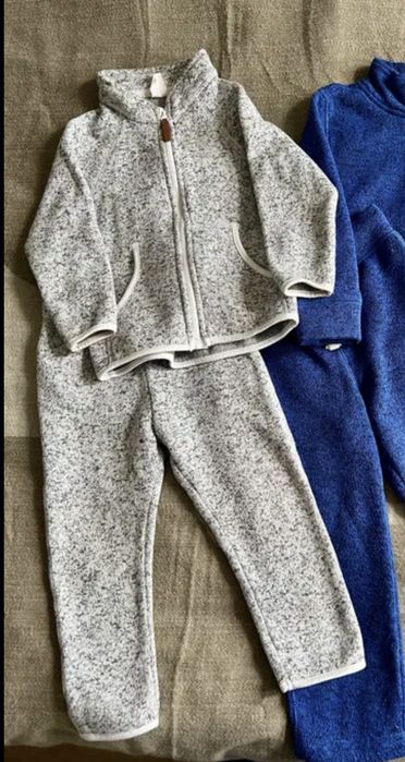 Костюм на флісі,піддіва H&M