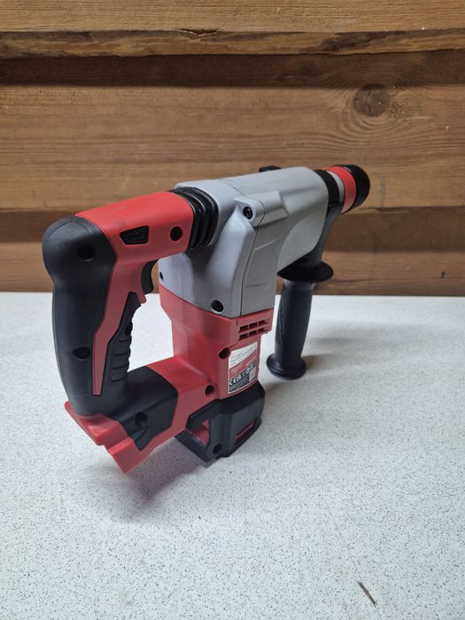 Milwaukee Młotowiertarka HX