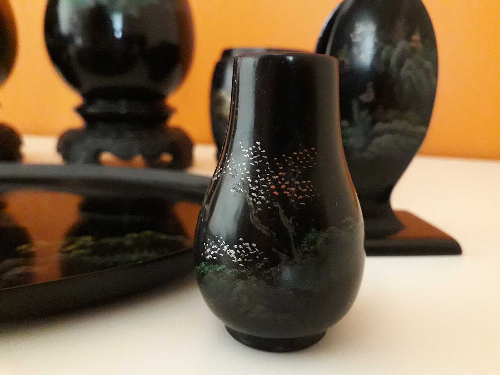 Conjunto de mesa chinês vintage, lacado preto, pintado à mão (1950-60)