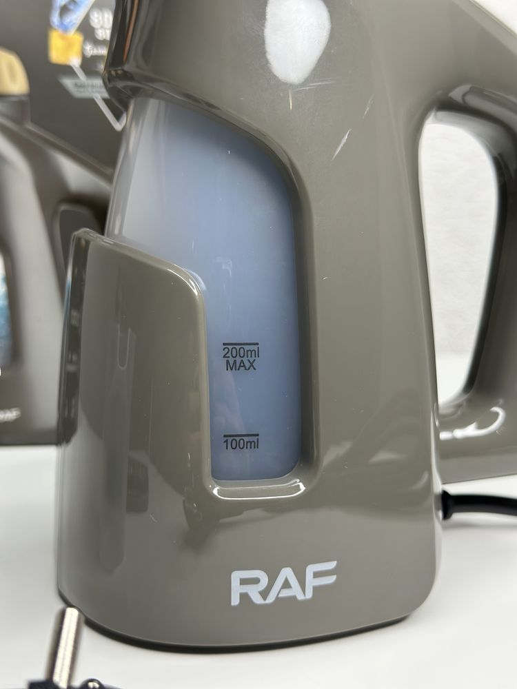 Ручной вертикальный отпариватель для одежды Raf R 1161 відпарювач утюг