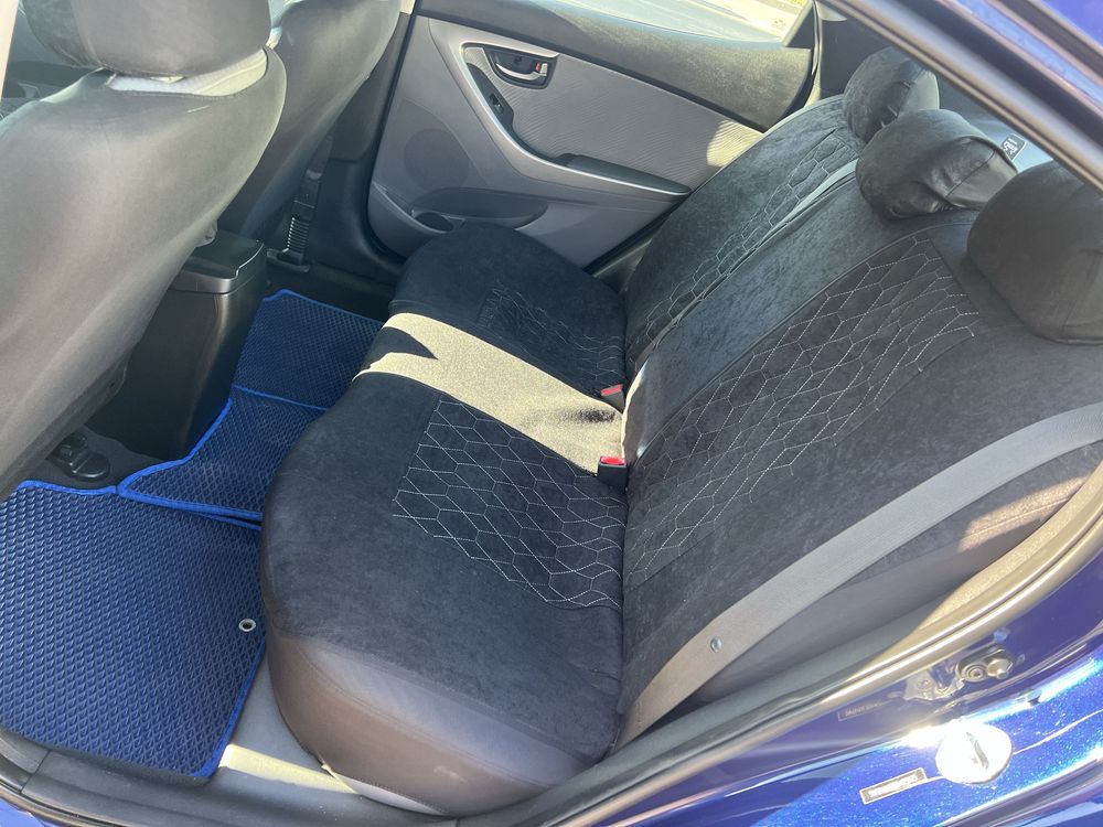 Оренда, таксі Hyundai Elantra