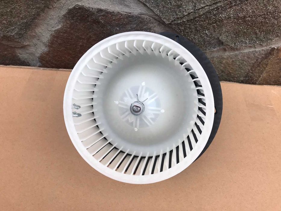 Моторчик печки вентилятор Ford Ranger (98-05) Explorer (95-01)