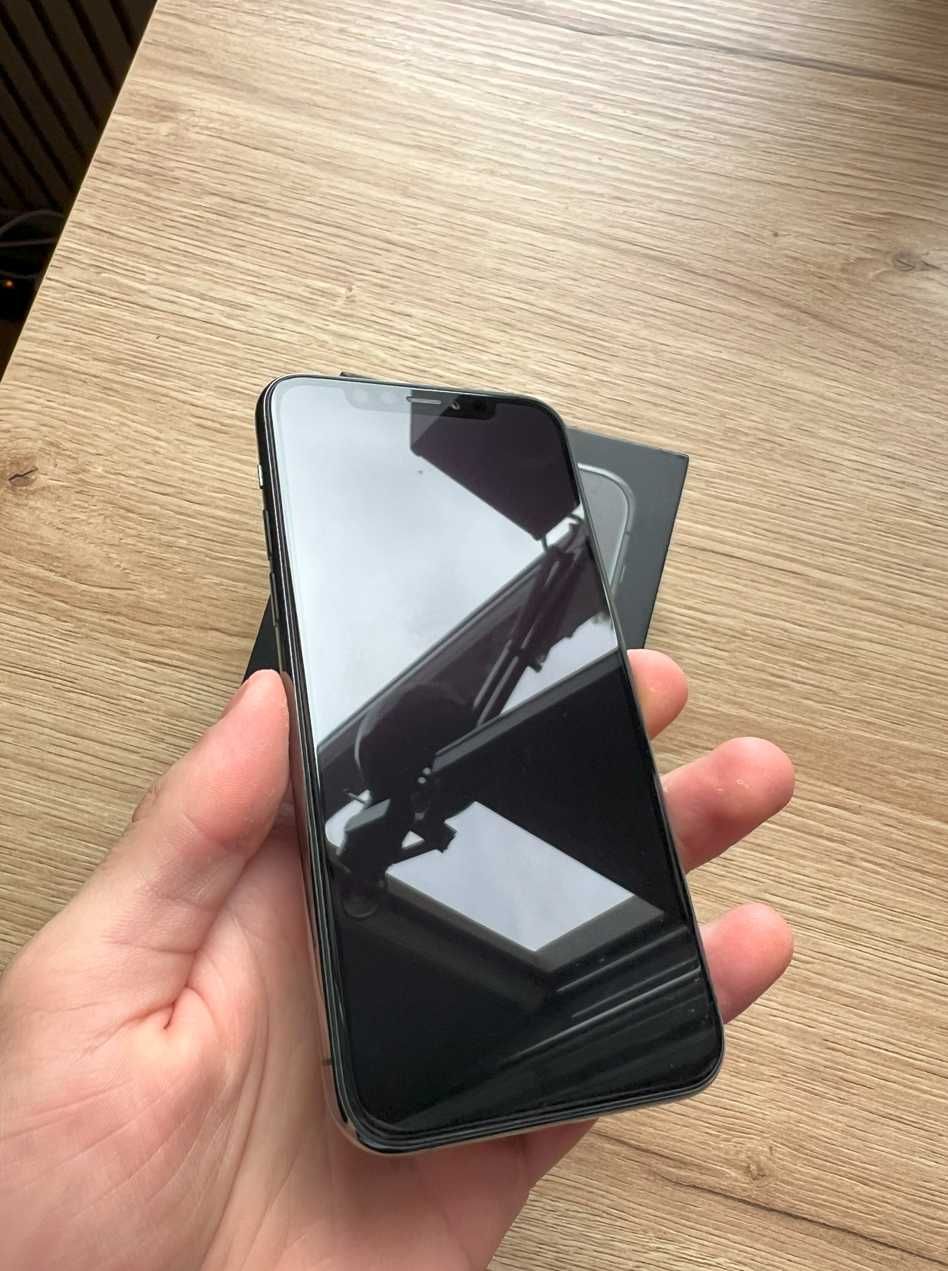 iPhone 11 Pro – 68% bateria, stan idealny, bez rys
