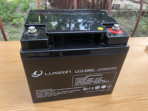 Гелевый AGM аккумулятор LUXEON LX12-40MG
