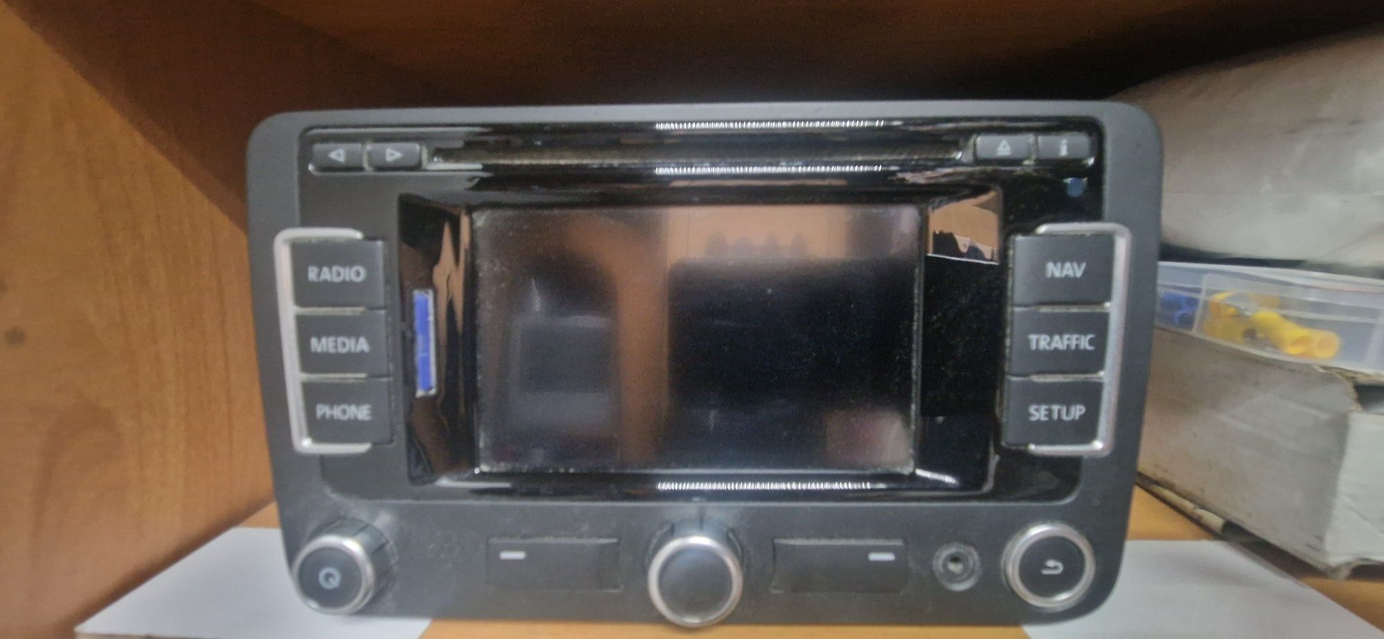 Radio Vw Rns 315 dotykowe  oryginalne z kodem